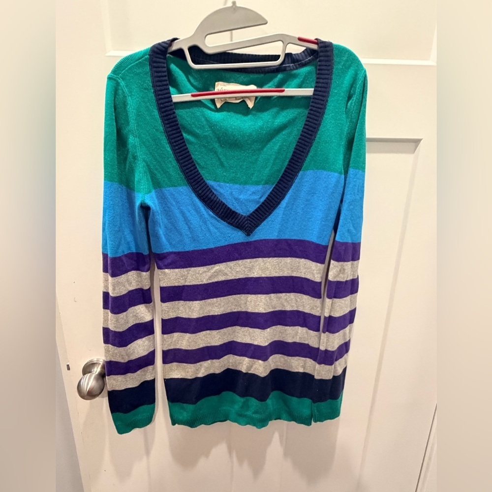 Aéropostale Colorblock Striped V-Neck Sweater | Women’s L